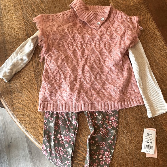 Size 3T fall/spring outfit